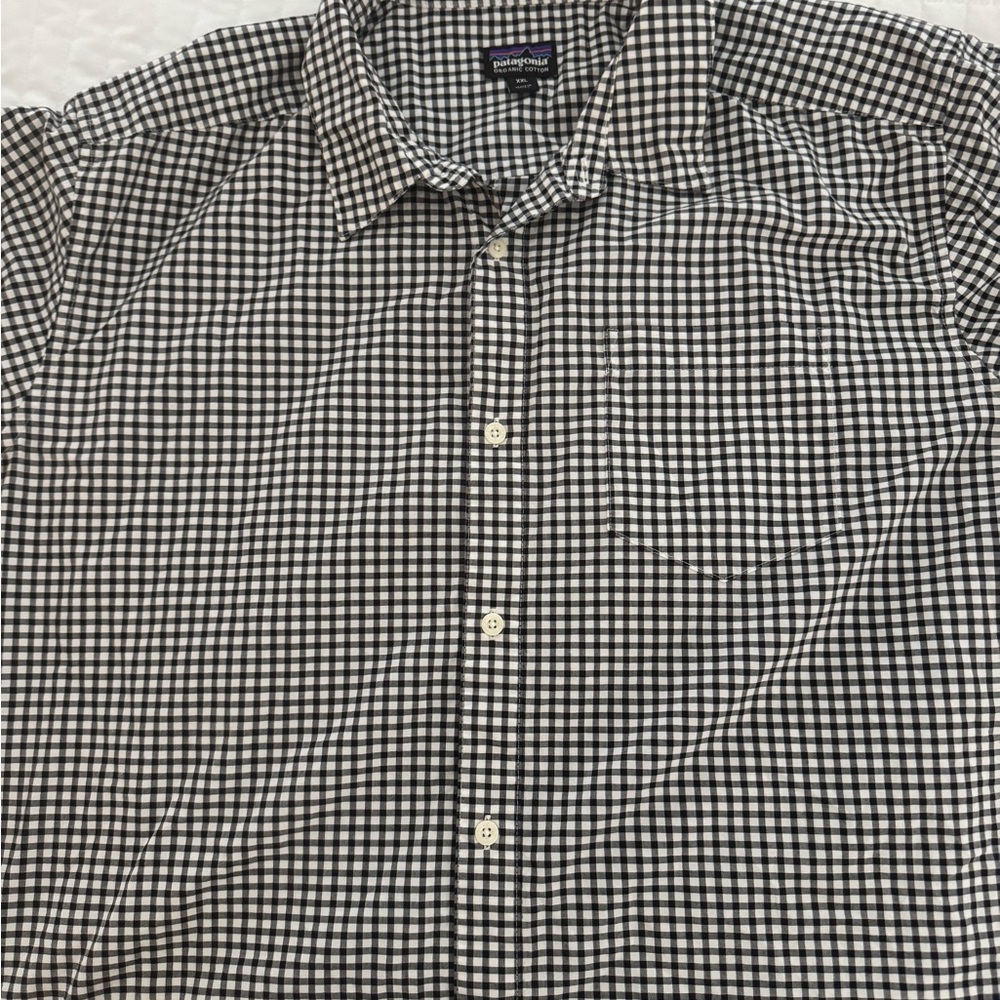 Patagonia Black and White Checkered Men's Shirt
